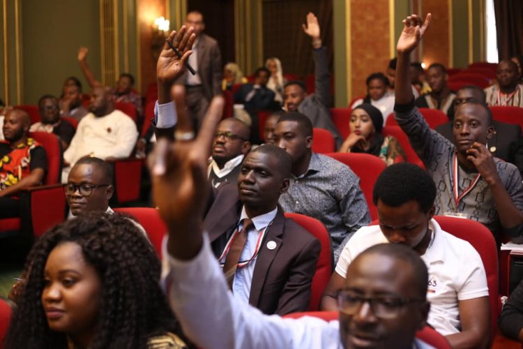 Msaidizi wa Waziri wa mambo ya nje anakutana na vijana waafrika wa Udhamini wa Nasser kwa Uongozi wa kiafrika ili kujadili masuala ya kisiasa ya kimisri barani Afrika