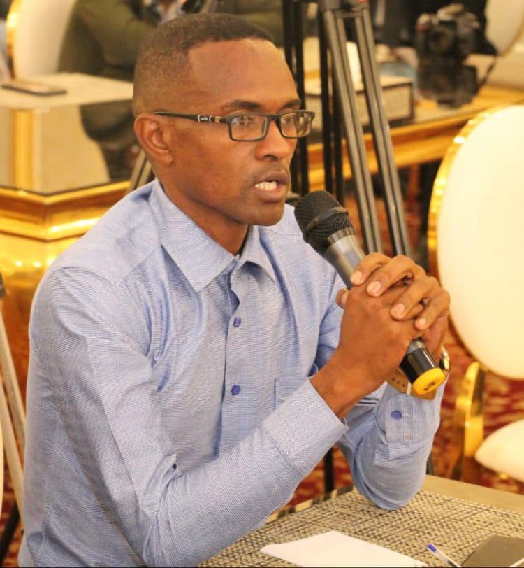 “Al Tayeb”, graduado de Nasser Fellowship para Leadership Internacional, participa en el modelo de simulación de Tanzania de la Unión Europea como representante de Sudán