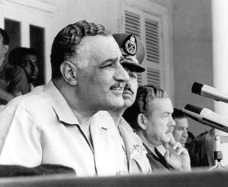 Hotuba ya Rais Gamal Abdel Nasser katika sherehe za kuhitimu kwa kundi jipya la maafisa wa Kitivo cha kijeshi huko Kairo mnamo 1959