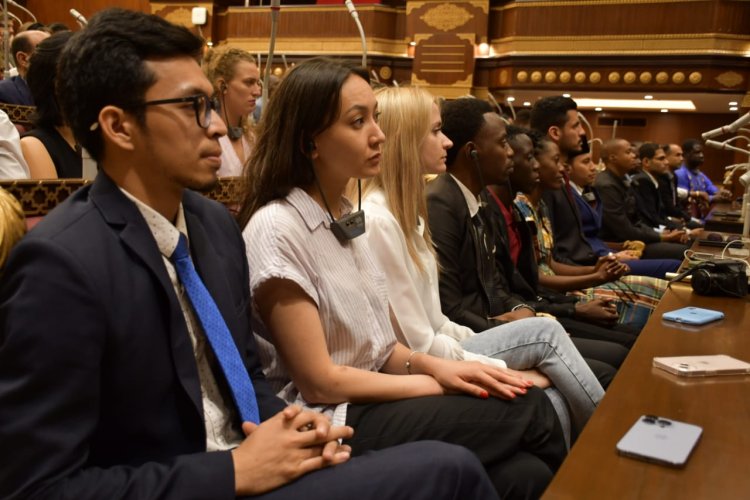 رئيس مجلس الشيوخ  يستقبل الوفود الشبابية المشاركة في الدفعة الثالثة من منحة ناصر للقيادة الدولية 