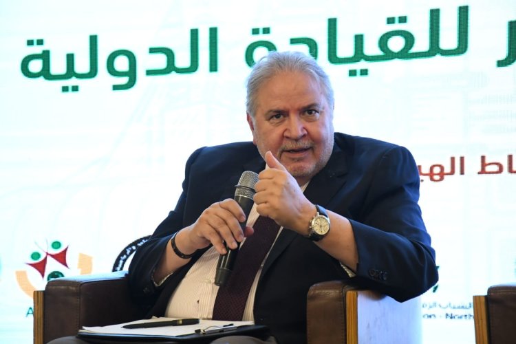 Centros de Investigación y Pensamiento para el Desarrollo de Alianzas y Toma de Decisiones en la Mesa de Clausura del Séptimo Día de Nasser Fellowship para Leadership Internacional