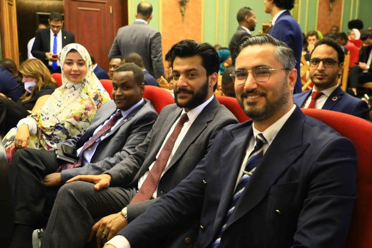 "Wizara ya Mambo ya Nje ya Misri" yawakaribisha viongozi vijana wanaoshiriki katika kundi la tatu la Udhamini wa  Nasser kwa Uongozi wa Kimataifa