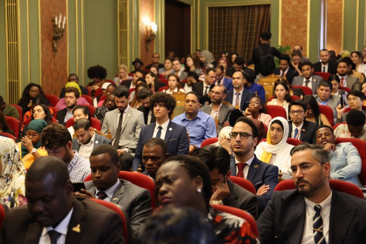 "Egyptian Foreign Affairs" is hosting youth leaders participating in the third edition of the Nasser Scholarship for International Leadership