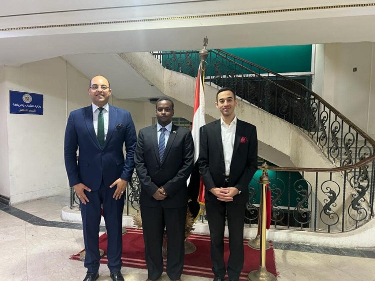 Nasser Fellowship graduate meets Assistant and Deputy Minister of Youth and Sports