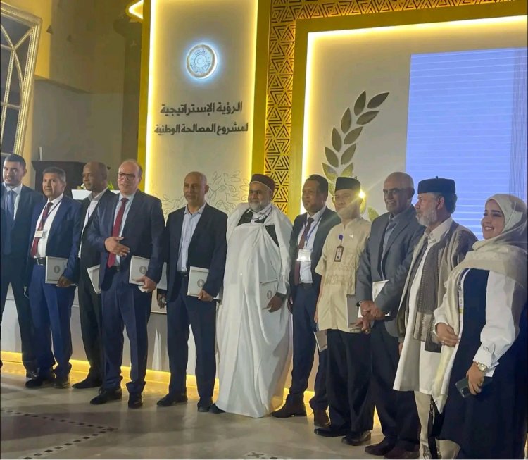 خريجة منحة ناصر تشارك بمنتدي الحوار الوطني للشباب في ليبيا