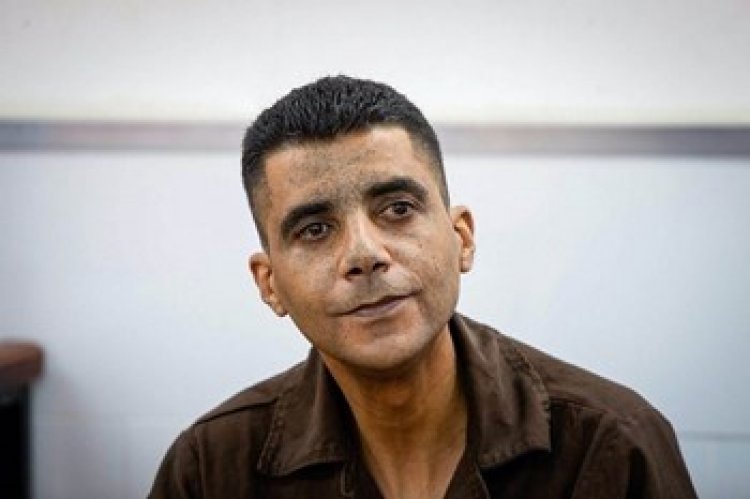 Joka lilililofungwa kwenye jukwaa..akijadili digrii ya Uzamili "Mwindaji na Joka : Mapambano ya uzoefu wa kipalestina1968-2018"