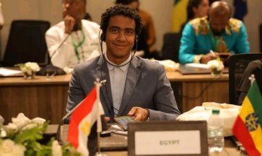 "Ghazaly", hablando en la Primera Conferencia Consultiva Anual de Jóvenes Líderes de Marruecos