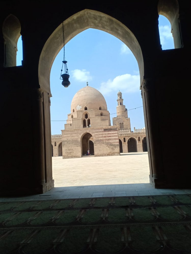 مسجد أحمد بن طولون ثالث أكبر المساجد الأثرية على مستوى العالم