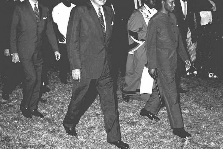 حفل منح عبد الناصر شهادة مواطن شرف وافتتاح جامعة دار السلام