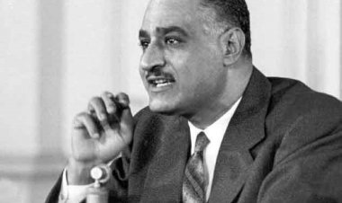 لست من المؤمنين بدعوة الناس إلى تحديد النسل بالأوامر أو الدعاية  إن التعليم وحده هو الذى يحل المشكلة