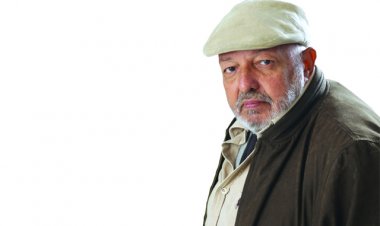 المخرج  محمد خان