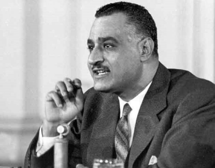 لست من المؤمنين بدعوة الناس إلى تحديد النسل بالأوامر أو الدعاية  إن التعليم وحده هو الذى يحل المشكلة