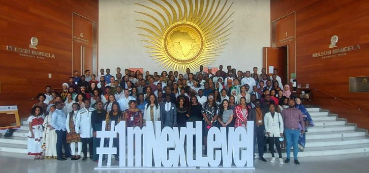 Mhitimu wa Udhamini wa Nasser kwa  Uongozi wa Kimataifa ashiriki katika Mkutano wa  Kilele wa Vijana waafrika wa Umoja wa Afrika kwa mwaka wa 2022