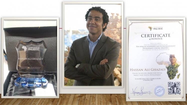 L'Égyptien "Hassan Ghazaly" remporte le Prix africain pour l'impact social et le développement de la jeunesse dans l’année 2022
