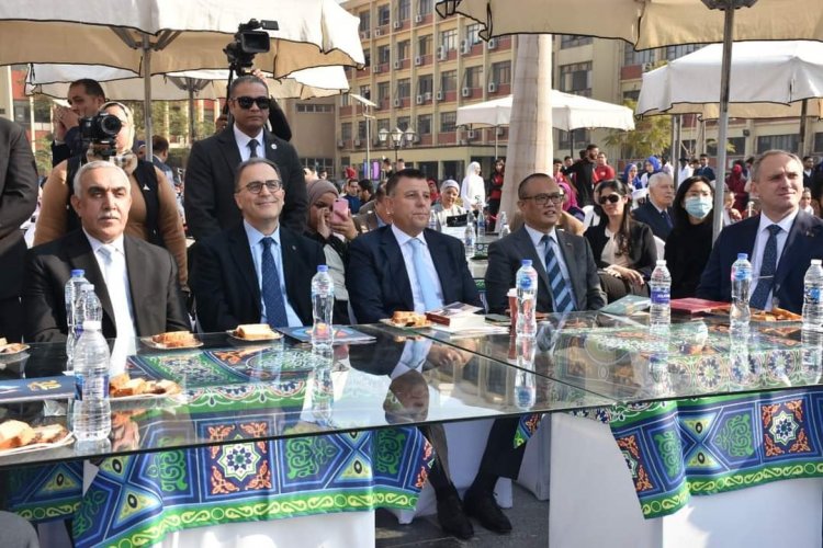 تزامناً مع اليوم العالمي للغة العربية .. جامعة عين شمس تُكرم عضو حركة ناصر الشبابية