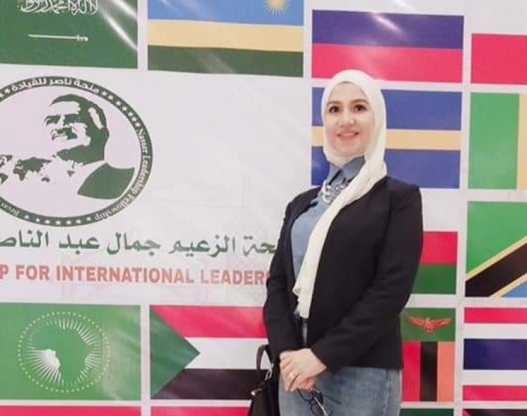 En conjunción con el Día Mundial de la Lengua Árabe.. La Universidad Ain Shams honra al miembro del Movimiento Juvenil Nasser