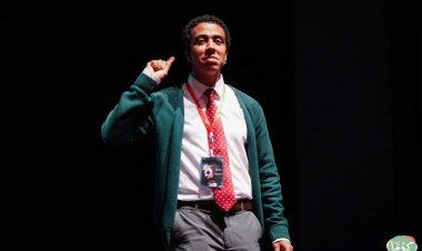 Le fondateur écrit nouvelle année .. nouveaux pas en route