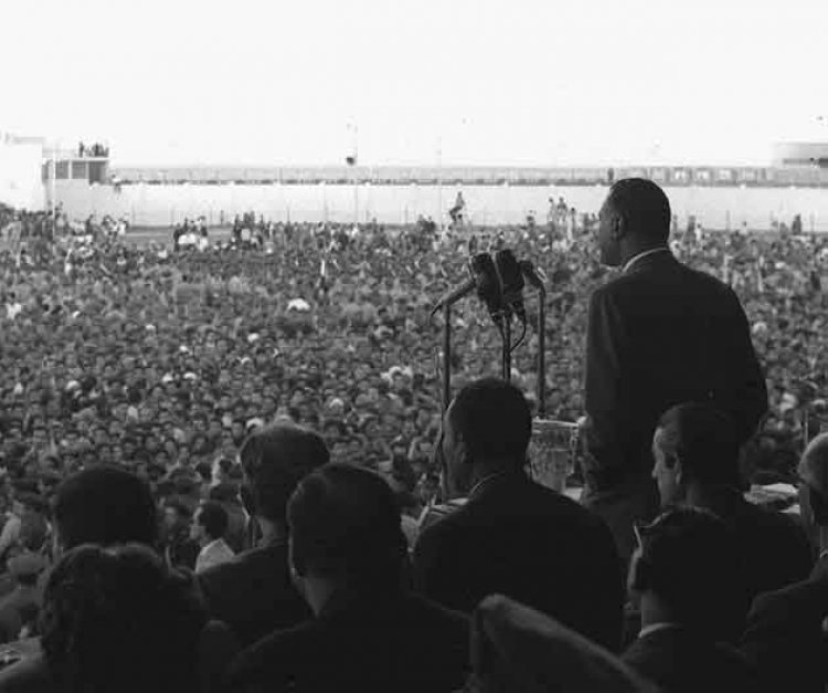 Wakati uliopita "Napoleon" alipovamia Misri, nani aliyesimama na kupigana?