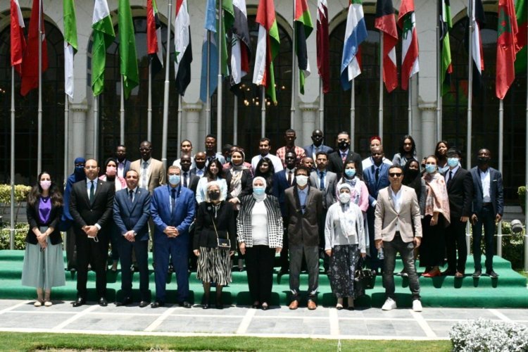 La Diplomacia Juvenil para la paz... el Movimiento de Nasser como modelo