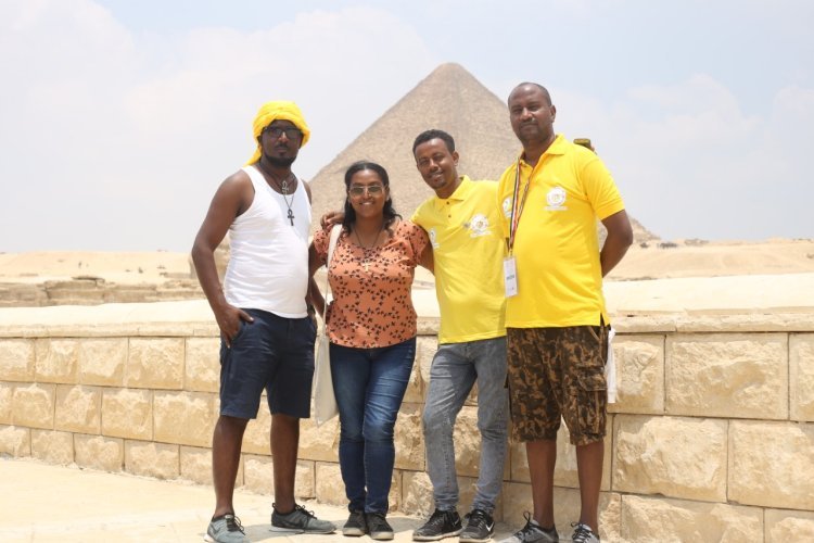 Pyramids tour for youth participating in the Nasser Fellowship for African Leadership