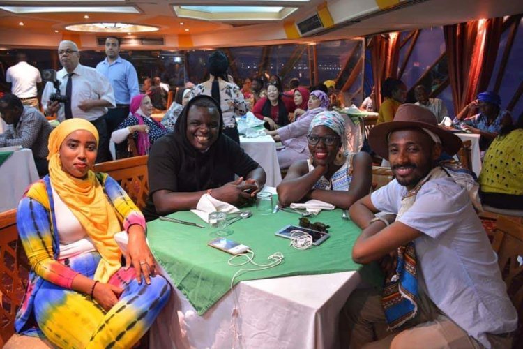 Pyramids tour for youth participating in the Nasser Fellowship for African Leadership
