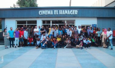 Les étudiants de la bourse Nasser pour le Leadership en visite au Ciné-club Africain