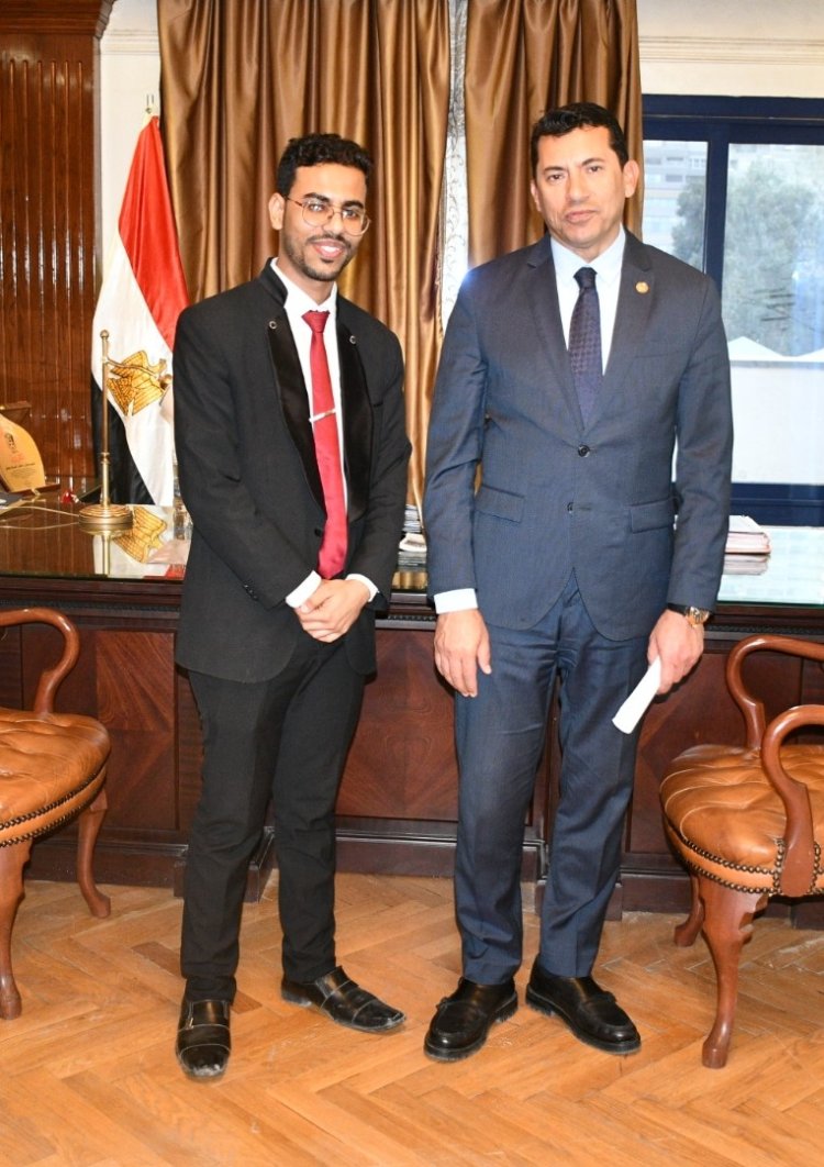 تزامناً مع احتفالات الدولة المصرية بيوم الدبلوماسية .. خريجي منحة ناصر يطلقون أول منصة حوارية للشباب العربي
