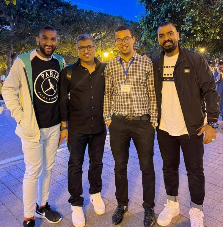 Graduado de Nasser Fellowship para Leadership Internacional, participando en el festival internacional de Monodrama en Cartago