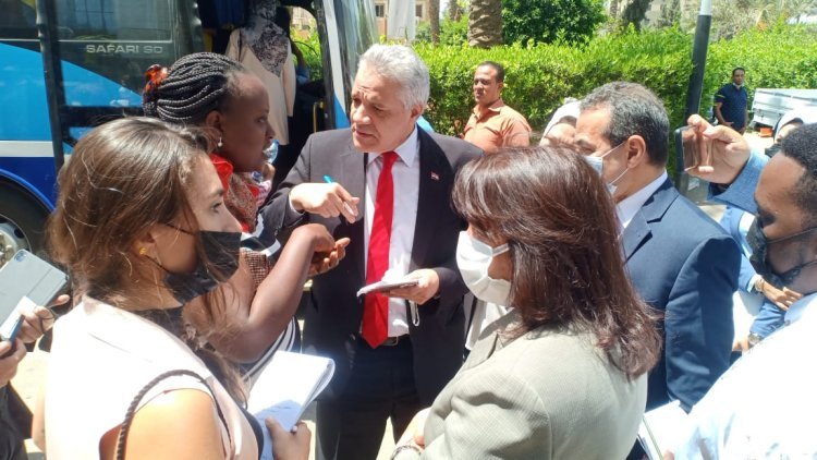 La delegación de Nasser Fellowship para Leadership Internacional visita el Centro de Las  Investigaciones Agrícolas
