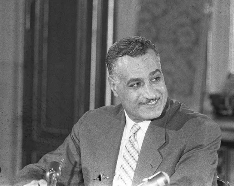 El Canal de Suez es un territorio egipcio bajo soberanía egipcia