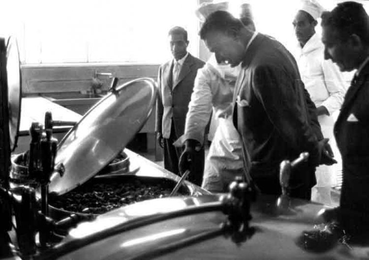 Kampuni ya Viwanda vya Kemikali ya kimisri Kima... Ni Kiini cha mji wa Misri wa Viwanda vya Kemikali na Mbolea