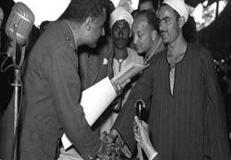 The Egyptian farmer's celebration between leader Gamal Abdel Nasser and President Abdel Fattah al-Sisi