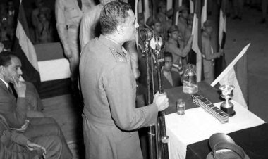 Hotuba ya Rais Gamal Abdel Nasser kwenye mkutano wa walimu kuhusu maadhimisho ya Siku ya Uokoaji na kusainiwa kwa makubaliano mnamo mwaka 1954