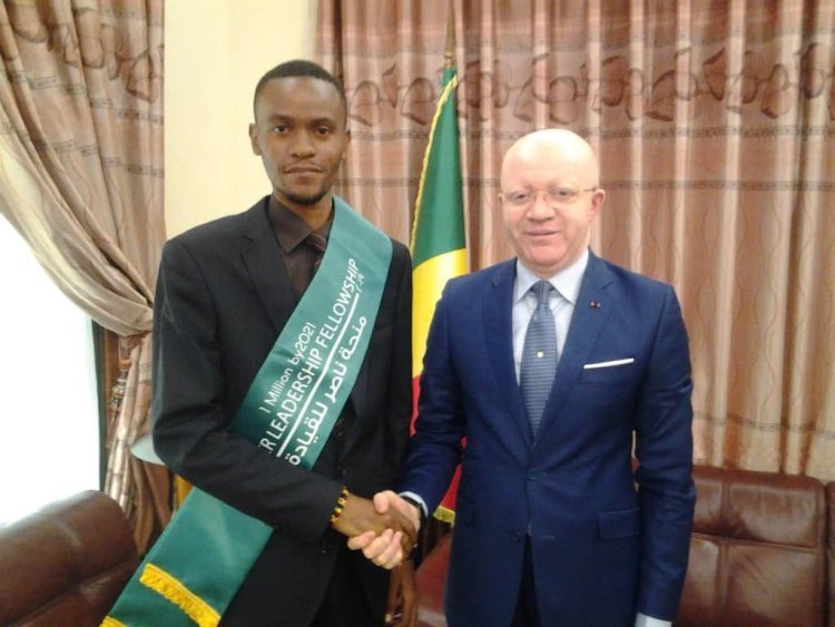 Mhitimu wa Udhamini wa Nasser akutana na Msemaji rasmi wa Serikali ya Jamhuri ya Congo