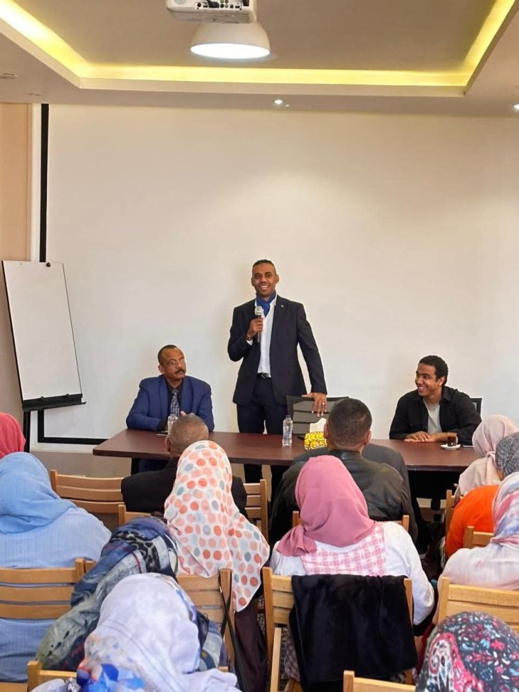 La iniciativa "Afromedia" concluye el ciclo "El escritor y periodista fallecido Mohamed Munir" para periodistas y locutores sudaneses