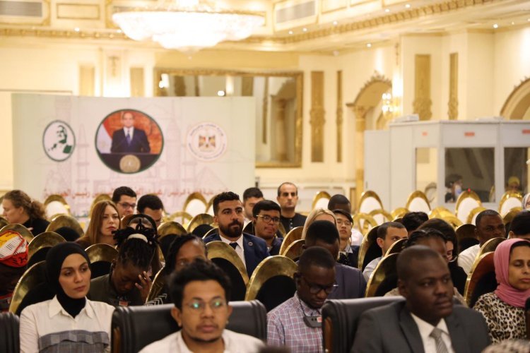 Une séance de dialogue consacrée aux fondateurs du non-alignement lance la troisième journée de la Bourse Nasser pour le leadership international